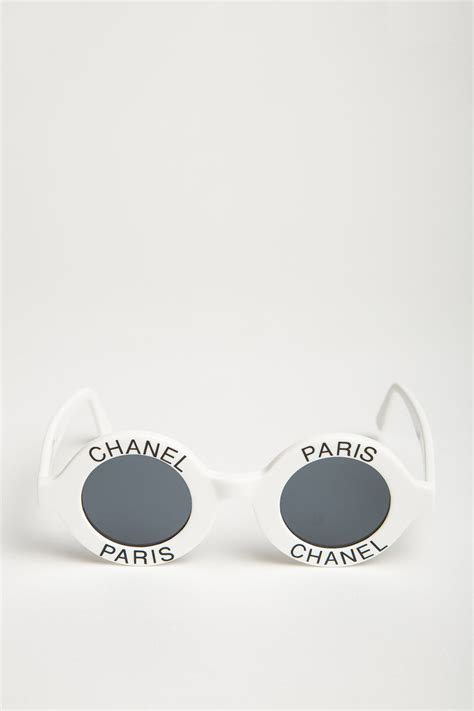 white round vintage chanel paris sunglasses replica|White Chanel Paris Round Sunglasses – Vintage Couture.